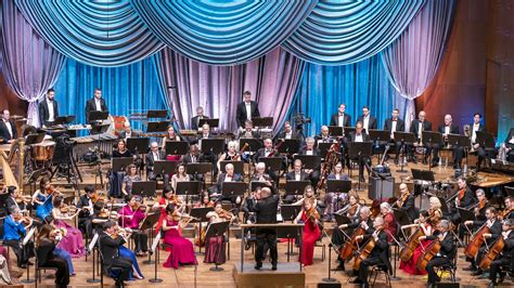 Nyc philharmonic - The New York Philharmonic, which was an all-male bastion for most of its 180 years of existence, currently has 45 women and 44 men. Women now make a up a majority of players in the New York ...